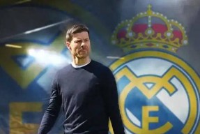 包含西甲赛程吃紧，瓦伦西亚今晨手感冰凉，悬念犹存，阵容厚度经受考验的词条