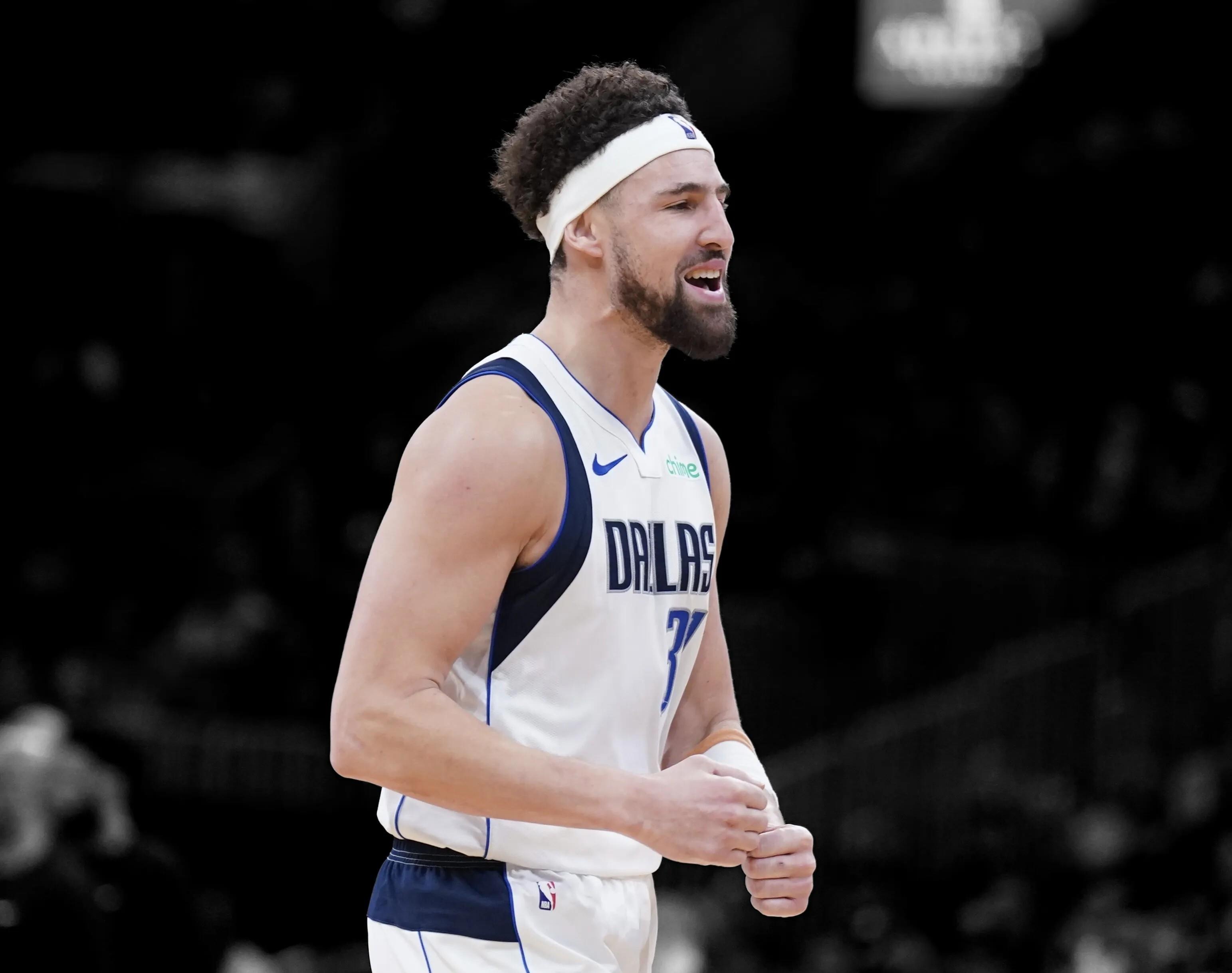 独行侠轻取雄鹿获季前赛首胜