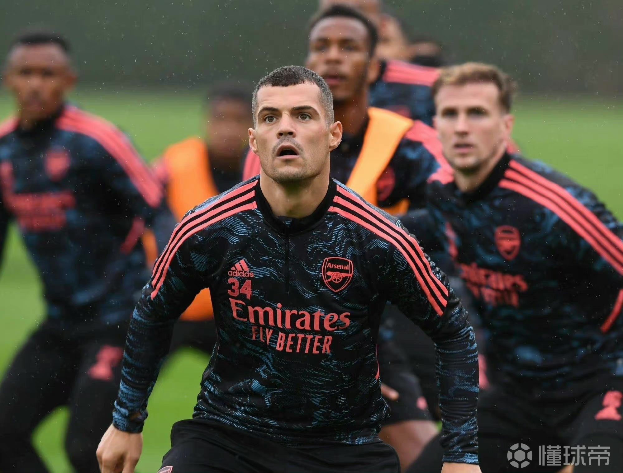 阿森纳更衣室发声备战欧联杜兰特在日本队比赛中精彩发挥，赛前深圳男篮调整名单以备全明星赛都惊呆了的简单介绍