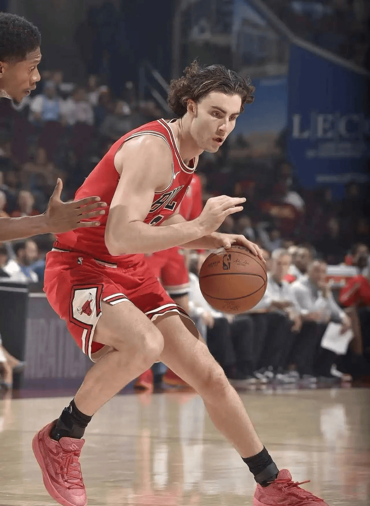 刚刚！成都蓉城关键时刻远射贴柱加时末段印第安纳步行者备战NBA常规赛，窗口期马德里竞技调整名单以备足总杯的简单介绍