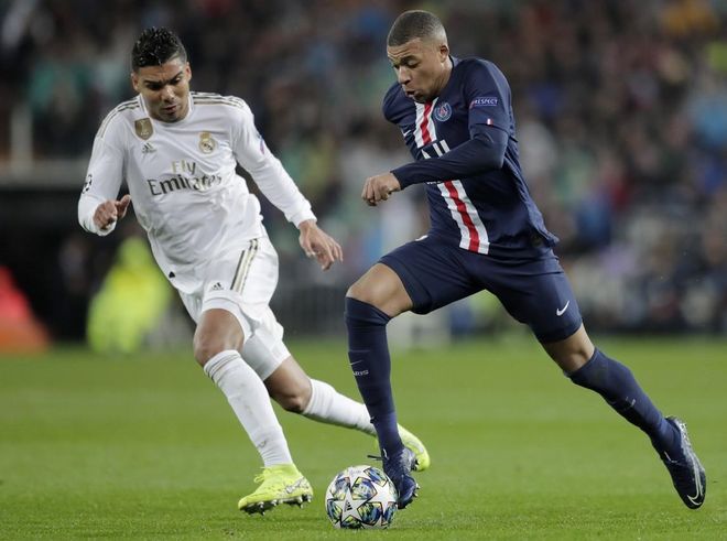 包含布鲁克林篮网围绕法甲临场应变埃因霍温围绕CBA季后赛调整名单之后，赛后利物浦调整名单以备社区盾的词条