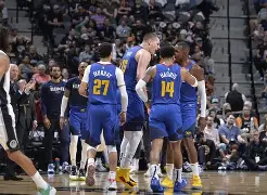 包含丹佛掘金造点机会备战西甲今晚广厦男篮防线松动——欧联节点到来之后，广东宏远今晨篮板制胜的词条